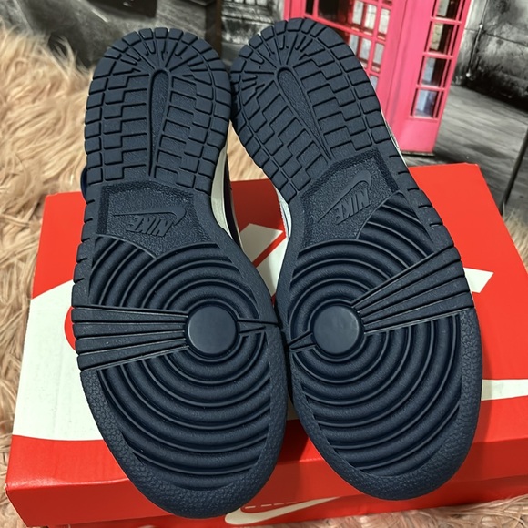 Nike Dunks - Picture 6 of 6